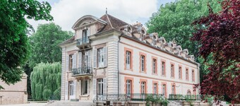 Domaine de Vauluisant, gîte for 32 people in Burgundy