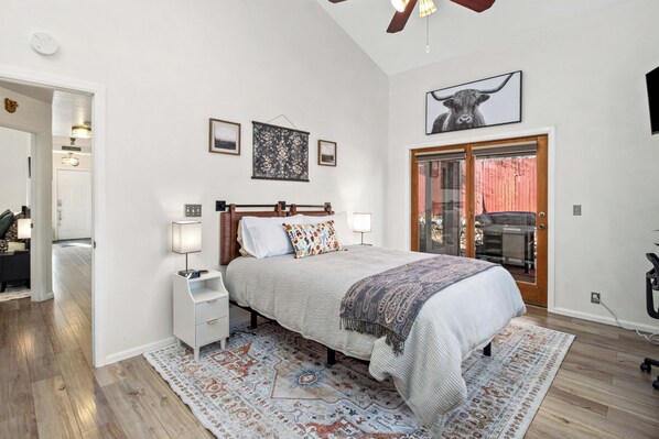 3 bedrooms, iron/ironing board, travel cot, WiFi