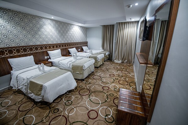 Basic Quadruple Room | Free WiFi