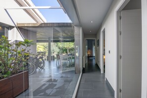Interior - Villa 'Rompido' with Shared Pool, Private Garden, and Balcony (Cartaya)