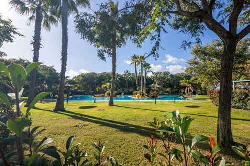 Villa 'Rompido' with Shared Pool, Private Garden, and Balcony