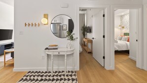 2 dormitoris, escriptori, planxa i posts de planxar i wifi gratuïta 