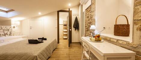 Apartment, Balcony, City View | Free WiFi