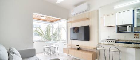 Basic Apartment | Interior