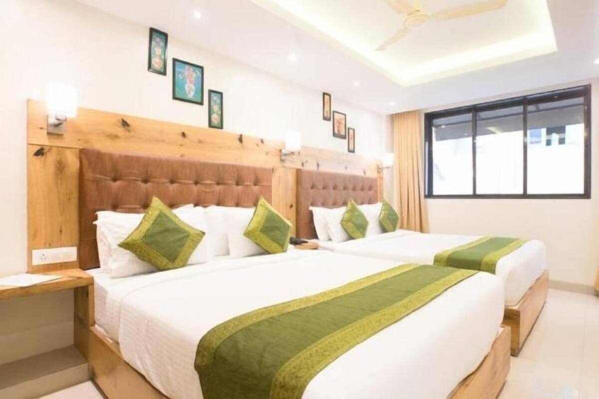 Desk, laptop workspace, soundproofing, iron/ironing board