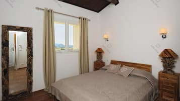 2 bedrooms, free WiFi, bed sheets, wheelchair access