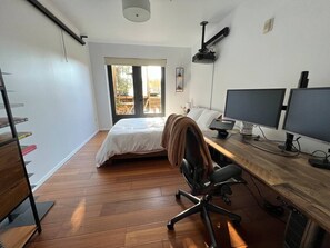 2 bedrooms, desk, iron/ironing board, WiFi