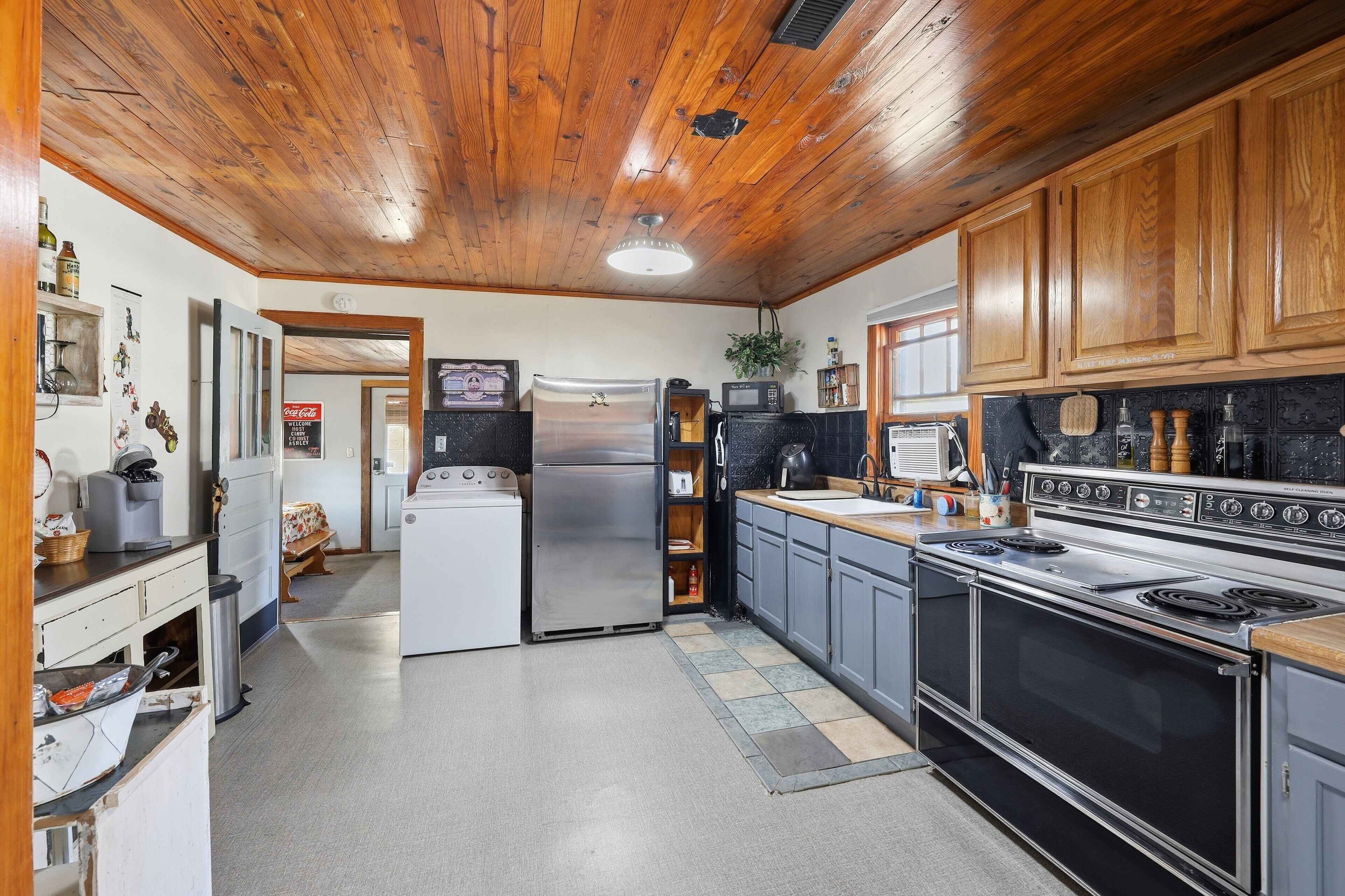 冰箱、微波炉、烤箱、茶具/咖啡用具