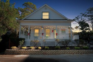 Exterior - NEW! Sandy Toes Hideaway 3-Bedroom Home (Tybee Island)
