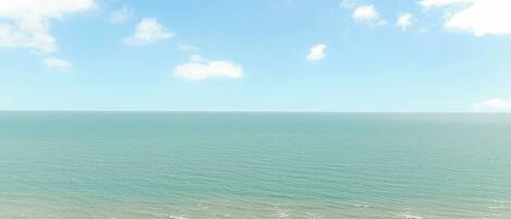 Una spiaggia nelle vicinanze