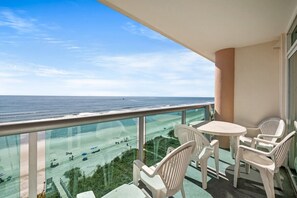 Property grounds - Laguna Keyes #908: 1  BR, 1  BA Condominium in North Myrtle Beach, Sleeps 6 (North Myrtle Beach)