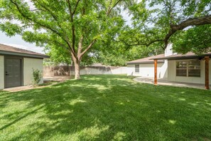 Property grounds - West Texas Hideout • Homey Texas-Style Comfort (Amarillo)