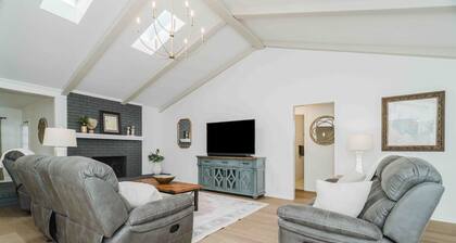 West Texas Hideout • Homey Texas-Style Comfort