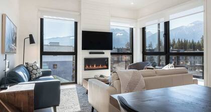 The Summit - 3 Bedroom Penthouse|Roof Top Hot Tub
