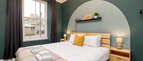 Bügeleisen/Bügelbrett, Reisekinderbett, WLAN, Bettwäsche