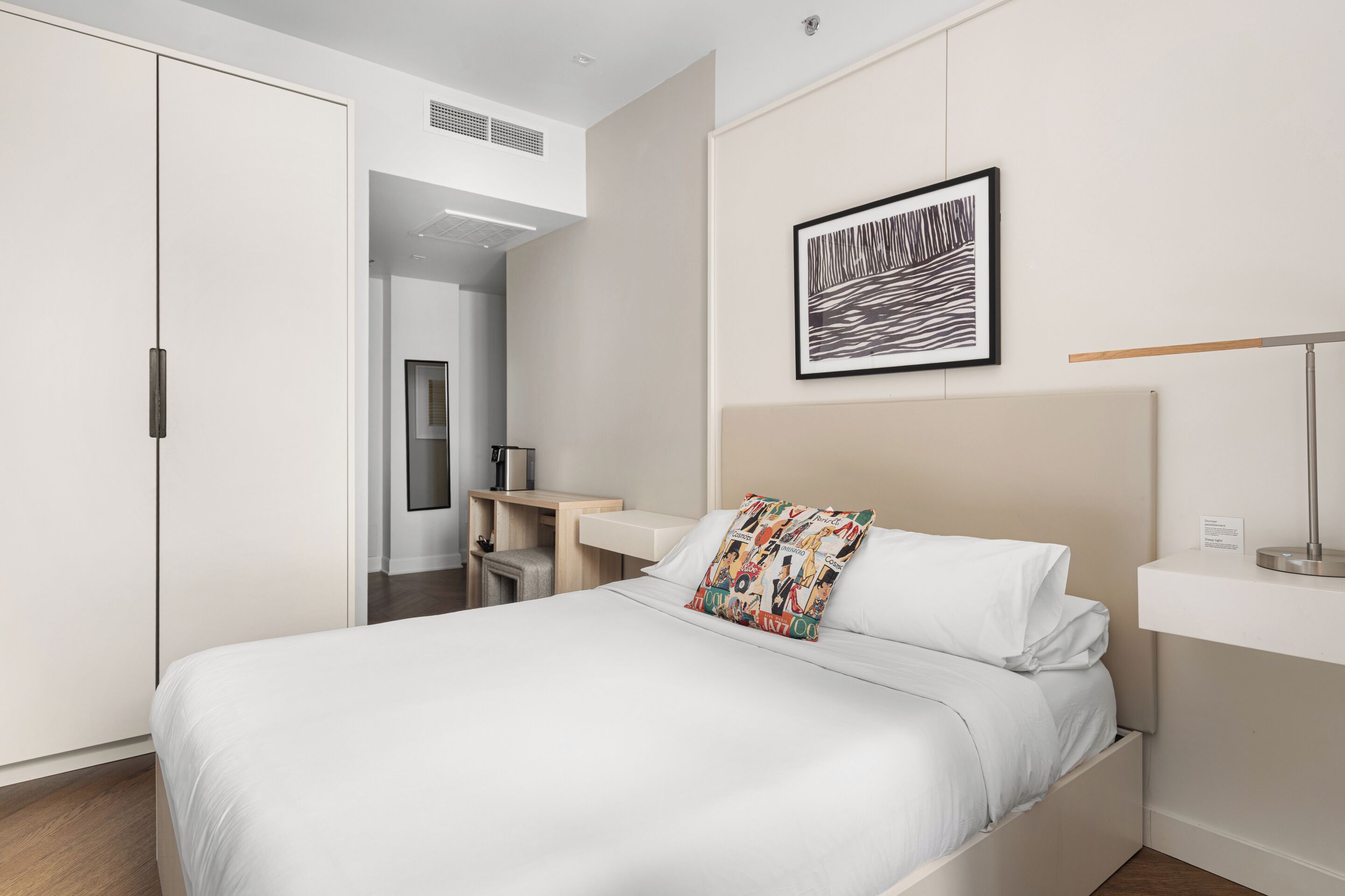 Minibar, Verdunkelungsvorhänge, Bügeleisen/Bügelbrett, kostenloses WLAN