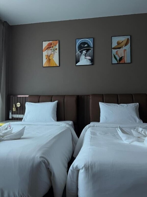 Deluxe Twin Room, Balcony, Mountain View | Free WiFi - Me luxe hotel Aonang (Mueang)