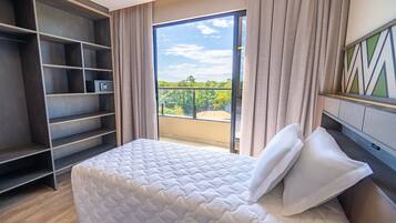 Ferros/tábuas de passar roupa, Wi-Fi de cortesia, roupa de cama