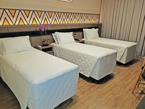 Een strijkplank/strijkijzer, gratis wifi, beddengoed, rolstoeltoegang