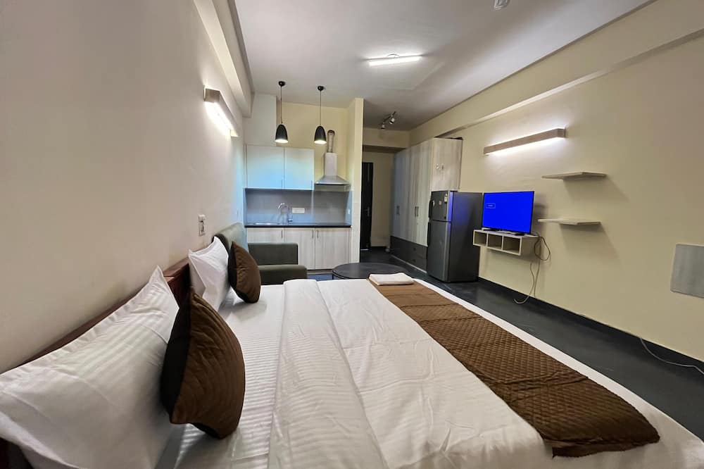 GoBravo Residences – Kapashera, New Delhi