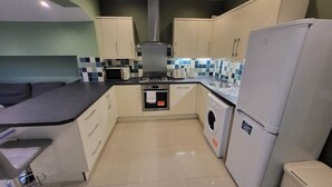 Unclassified image, 4 of 25, button - Large 4 Bedroom House In Central London (Greater London)