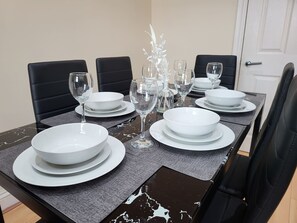 تناول الطعام