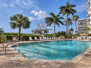 A heated pool - Estero Beach & Tennis Club 706B | Modern Beach Front Condo (Fort Myers Beach)