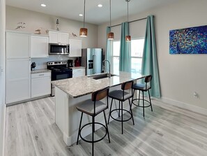 Fridge, microwave, oven, stovetop - Breezy Bay Cottage | Coastal Retreat, Pool Access (Rockport)