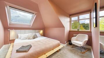 Bügeleisen/Bügelbrett, Internetzugang, Bettwäsche