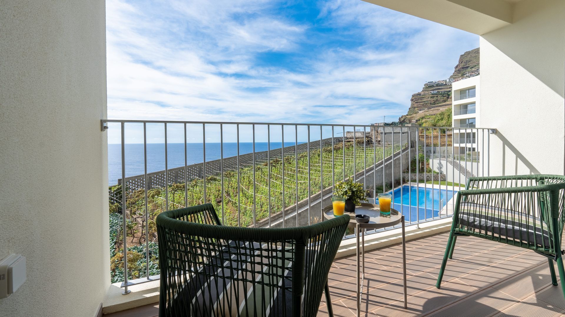 Relax on your private balcony, soak in the ocean views, and feel the calm breeze over the shared pool.
#OceanView #CasaDoXano #LovelyStay #Madeira