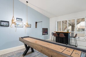 Spielezimmer