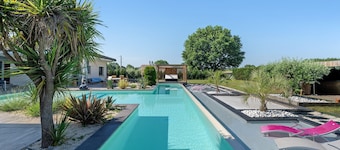 Villa 'De L’isle' with Private Pool, Wi-Fi, and Air Conditioning