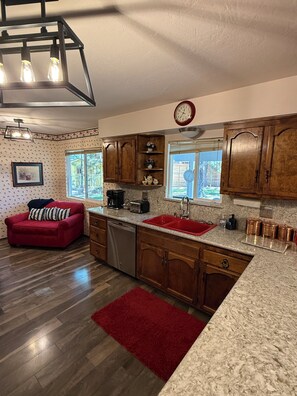 Interior - Immerse your Big Bear Experience from our Cabin, BEST location to everything. Hot tub and fenced yard. So Close to Summit Mountain, grocery and shopping! (Big Bear Lake)
