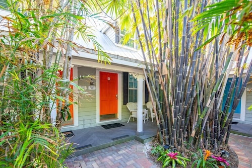 Road's End | Prime Old Town Location! Updated Home w/ Pool