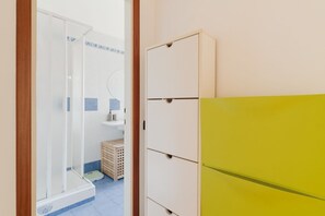 Shower, bidet, towels - GuestHost - A comfortable 40 square meters apartment, perfect for two people, located on the third floor of a building with an elevator (NOT accessible to disabled guests).The property is located in the lively Corvetto neighborhood and is well connected  (Milan)