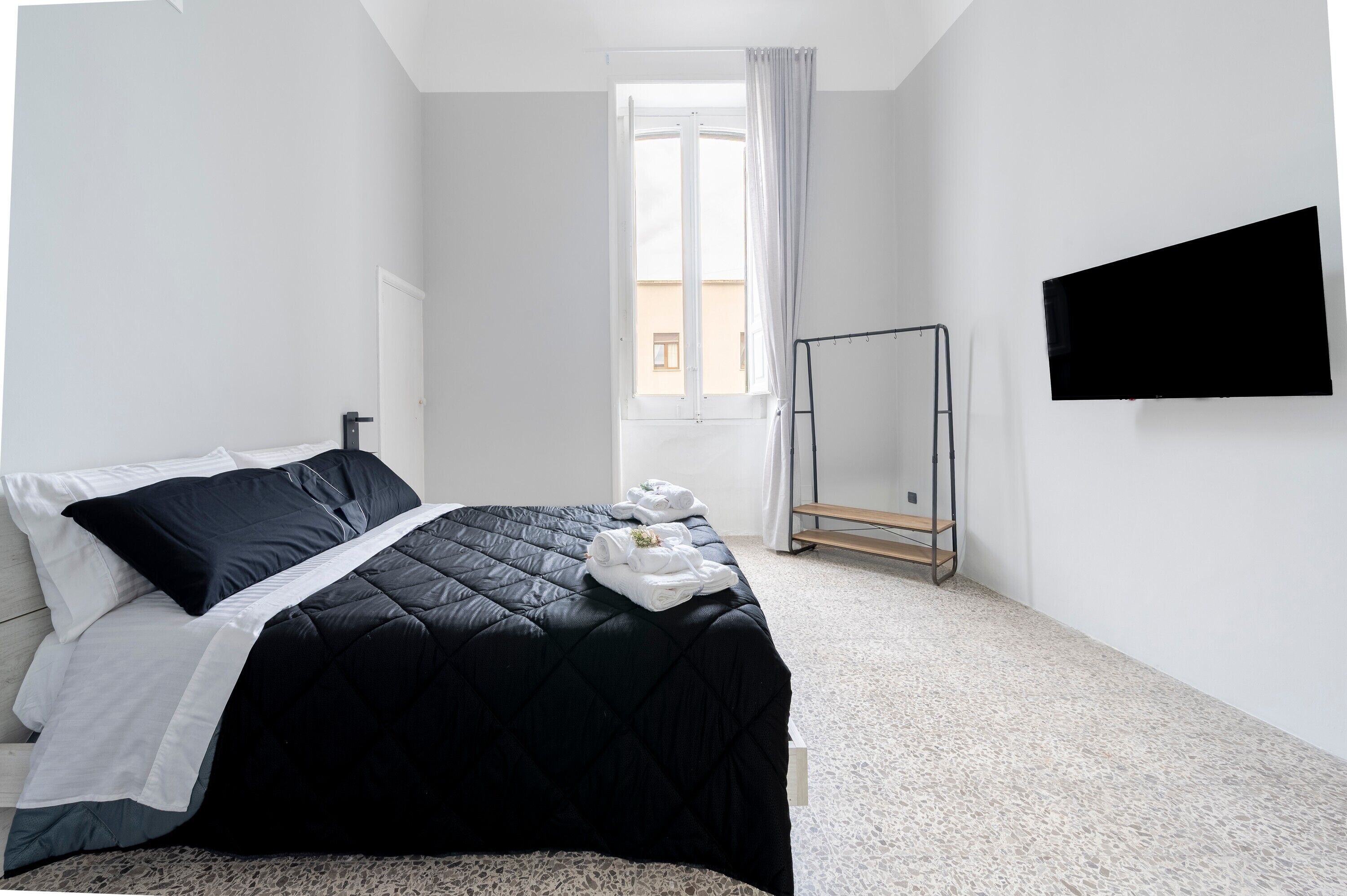 Bügeleisen/Bügelbrett, WLAN, Bettwäsche