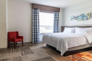 Silitysrauta/-lauta, ilmainen Wi-Fi, vuodevaatteet