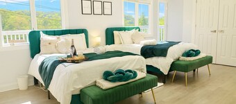 Scenic View - Fire Pit - Near Legoland Woodbury Commons and the Castle