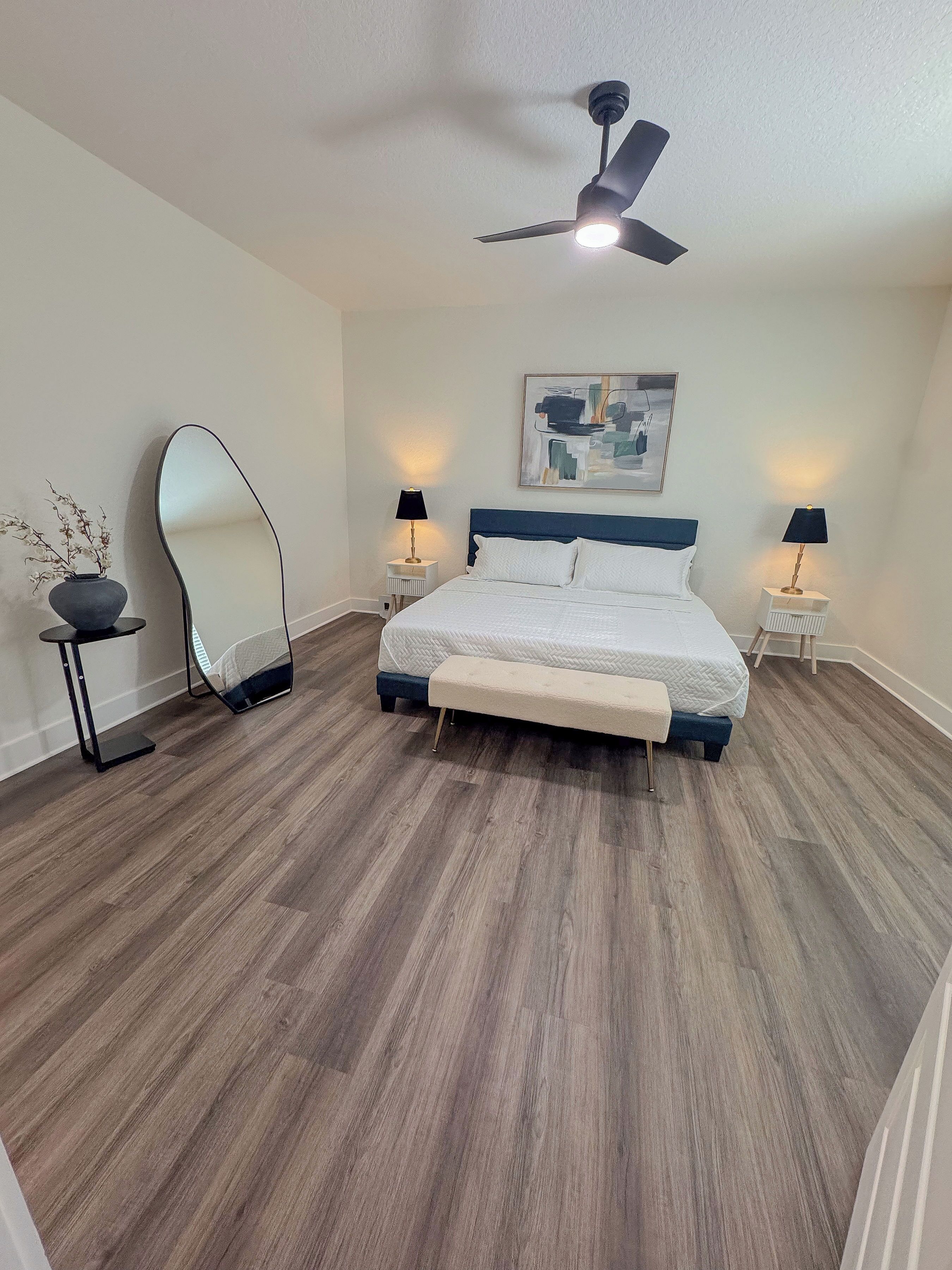 Strykejern/-brett, wi-fi og sengetøy