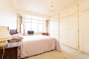 WiFi, bed sheets - Park House Goodmayes, Ilford, Greater London (Ilford)