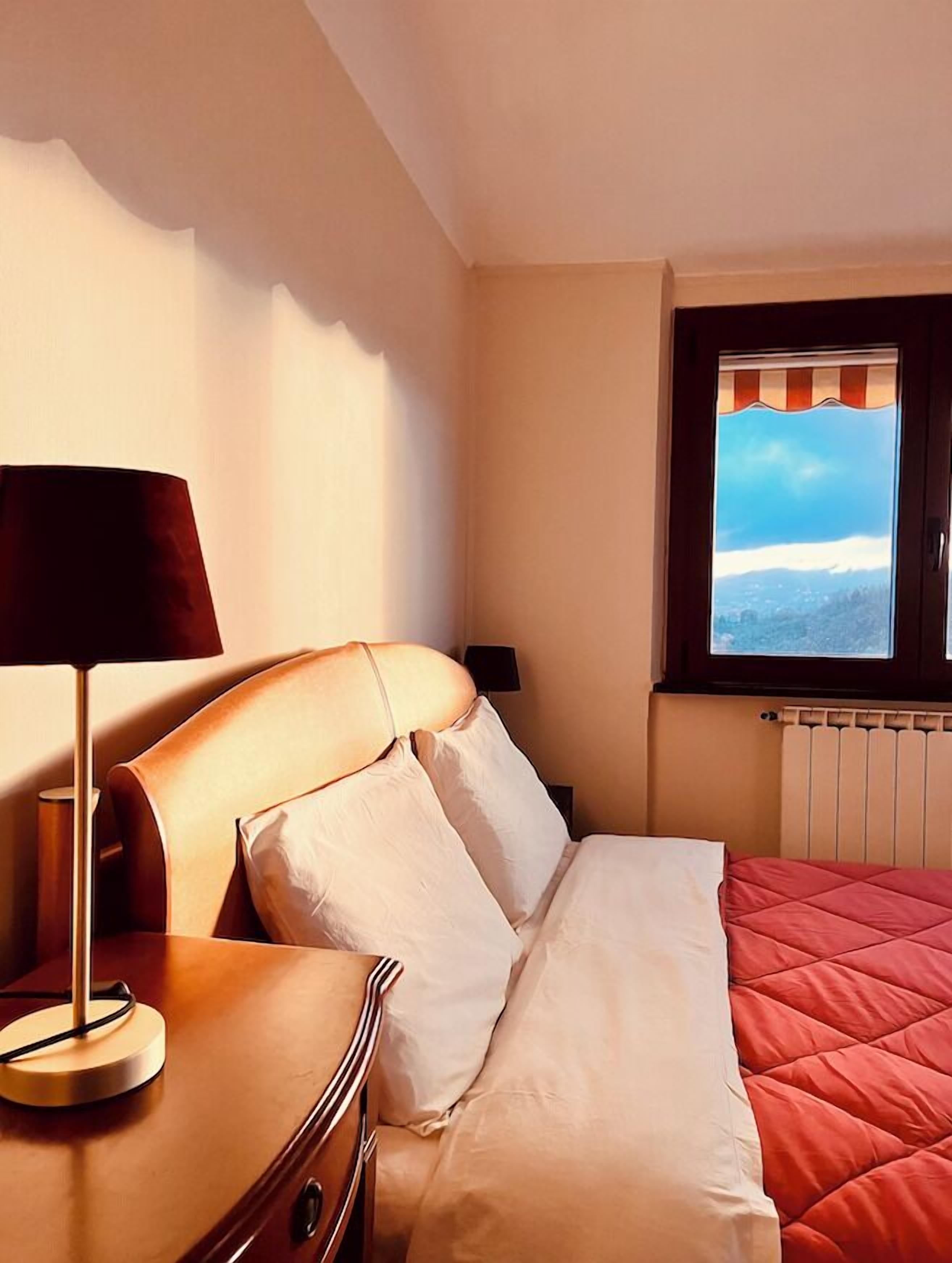 Basic Double Room, Balcony, Hill View