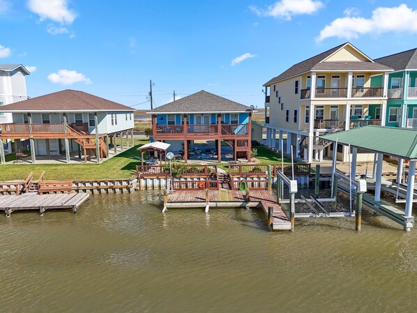 Exterior - Colorado Riverfront Oasis – Fishing, Views & Perfect Family Getaway (Matagorda)