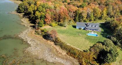 Cove House with Private Pool, Ocean Views, Family Retreat