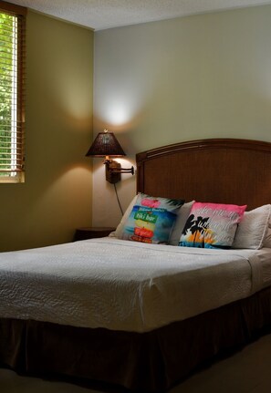 Iron/ironing board, WiFi, bed sheets - 2-bedroom apartment in fantastic Jacó with cool AC (Jacó)