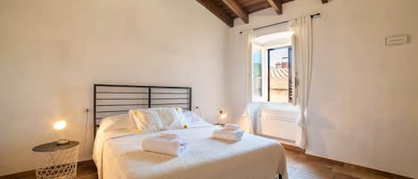 1 habitación, wifi y ropa de cama
