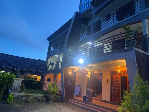 10 - Family room at Mufasha Boutique And Suites