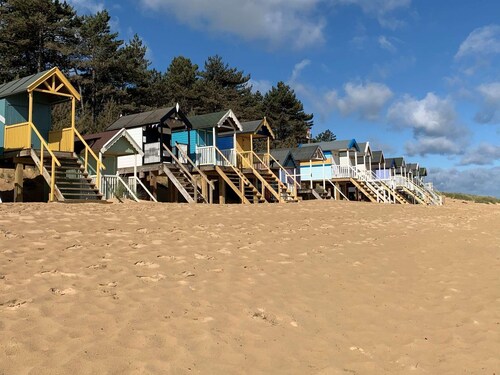 Traditional flint cottage, tucked away in the town of Wells-next-the-Sea