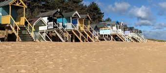 Traditional flint cottage, tucked away in the town of Wells-next-the-Sea