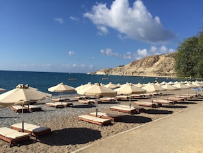 Beach - Spacious Villa at the Mediterranean shore with large swimming pool (Pissouri Bay)