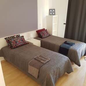 3 bedrooms, iron/ironing board, WiFi, bed sheets - Spacious Villa at the Mediterranean shore with large swimming pool (Pissouri Bay)